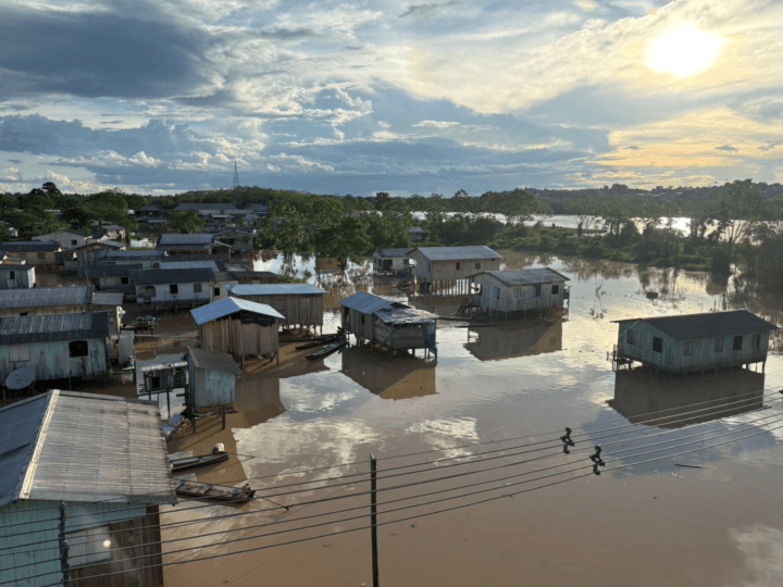 Enchente do Rio Juruá: Impacto no Acre Atinge Mais de 3 Mil Pessoas