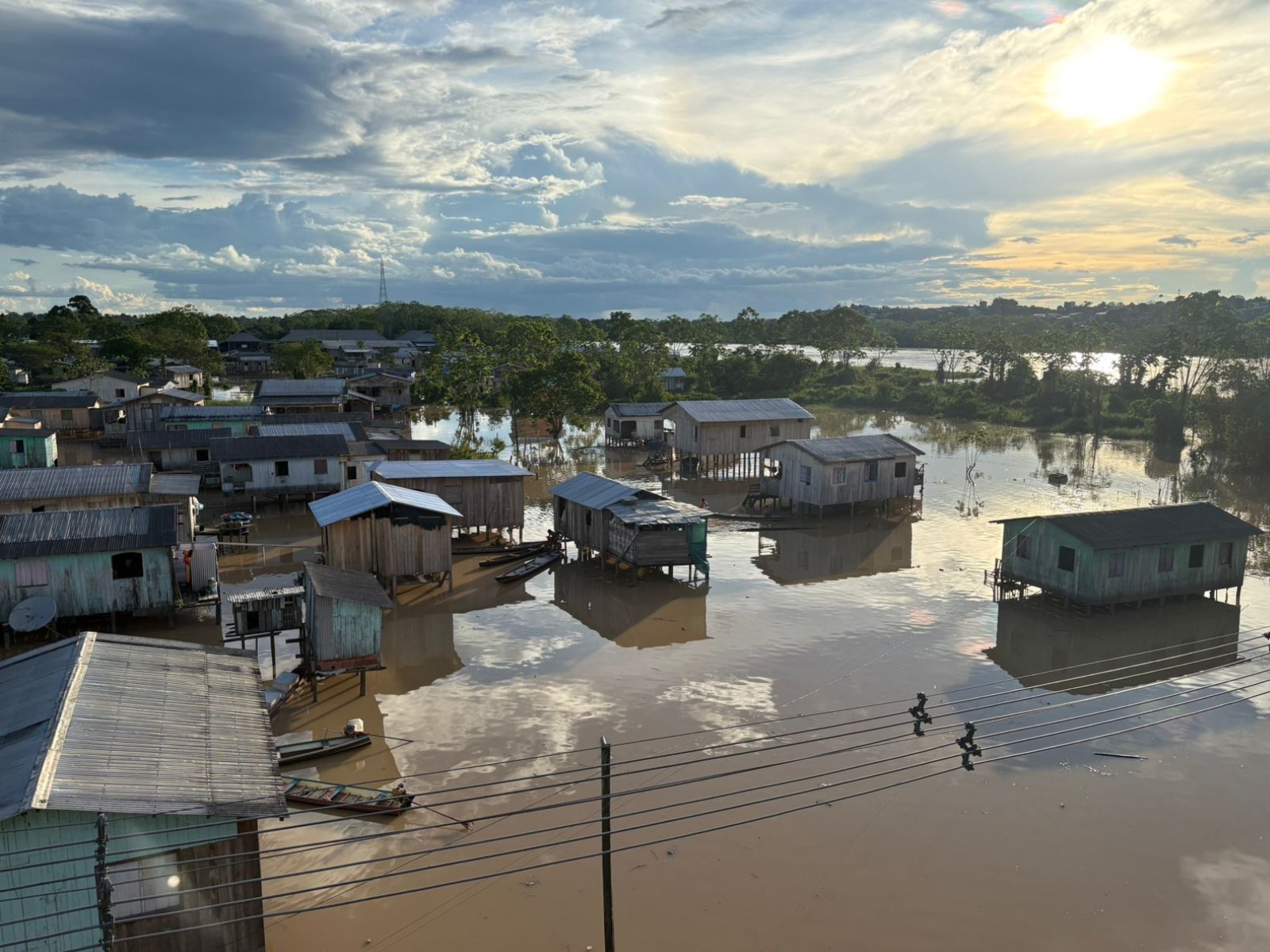 Enchente do Rio Juruá: Impacto no Acre Atinge Mais de 3 Mil Pessoas