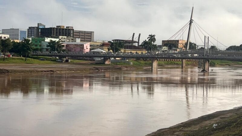 Rio Acre Registra Aumento Significativo e Alerta para Cheia em Rio Branco
