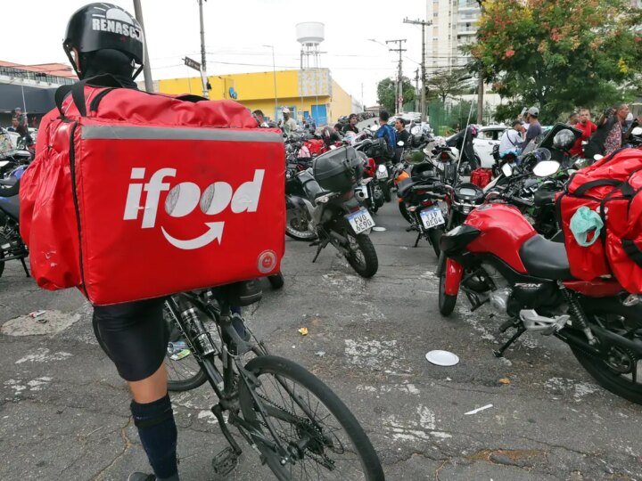 Lula Propõe Inclusão da Previdência Social para Profissionais de Aplicativos