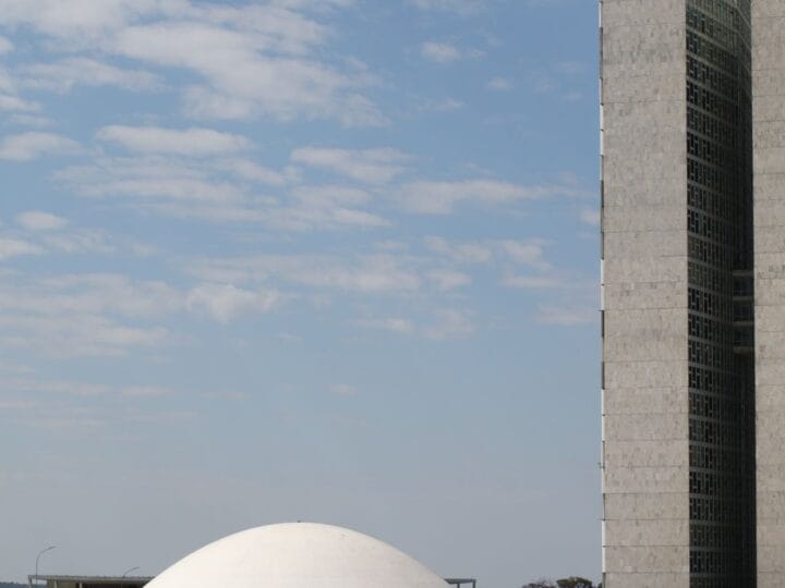 Câmara dos Deputados Aprova Acesso da ANP a Dados Fiscais para Combate a Fraudes