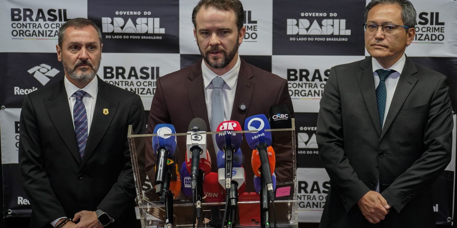 Brasil e EUA Firmam Acordo para Combater Tráfico Internacional de Armas e Drogas