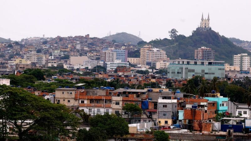 Justiça Determina Prisão Preventiva de Casal Acusado de Transportar Armas para o Comando Vermelho