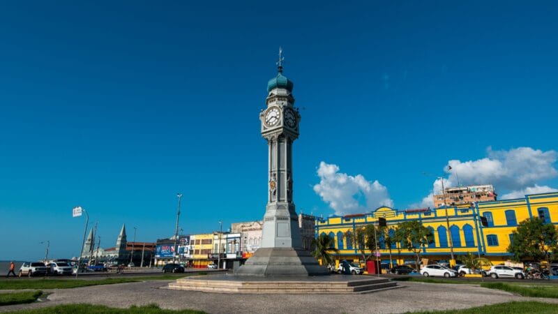 Investigação sobre a morte de idoso em situação de rua na Praça do Relógio, em Belém
