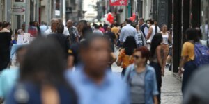 Início do Pagamento do Abono Salarial para Nascidos em Março e Abril