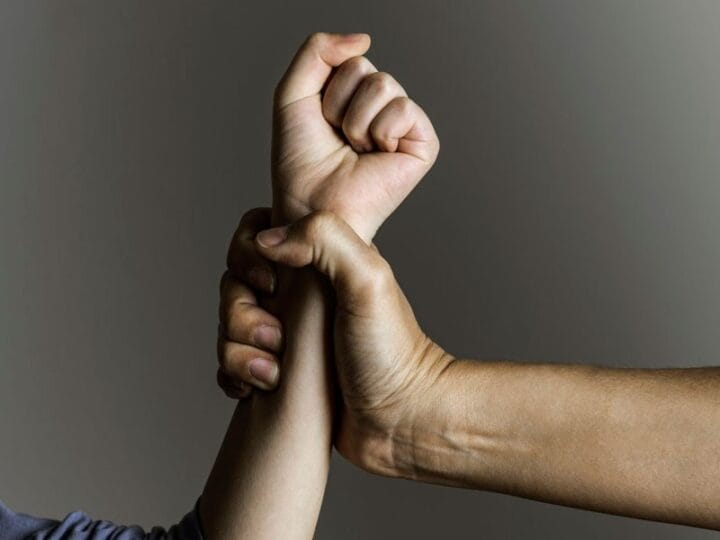 Aleam Aprova Lei que Impõe Custos de Agressão a Agressores de Violência Doméstica no Amazonas