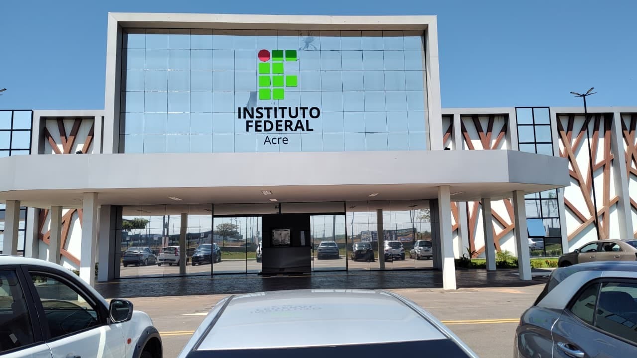 Ifac Anuncia Abertura de Inscrições para 550 Vagas em Cursos Técnicos e de Graduação