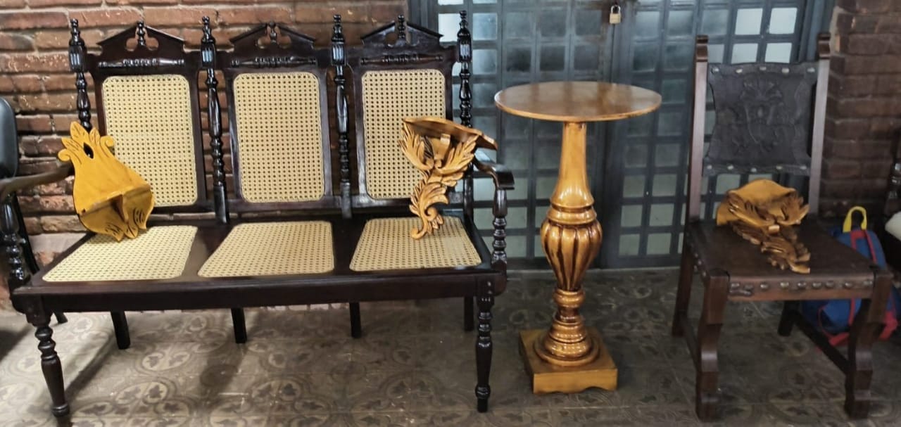 Exposição ‘Arte Retrô’ em Belém Valoriza Restauração Sustentável de Móveis