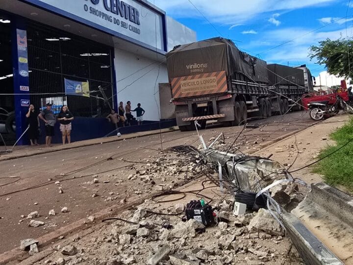 Acidente com Carreta Provoca Falta de Energia em Vários Bairros de Santarém
