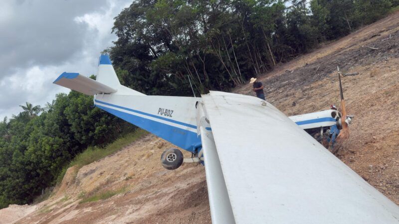 Piloto de 72 anos é resgatado após queda de avião no Pará