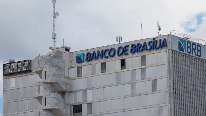 BRB Adia Divulgação de Balanço Financeiro Após Acordo de Socorro com a União