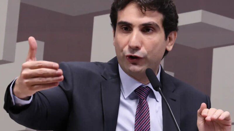 Banco Central Investiga Ações do Banco Master em Meio a Crise de Liquidez