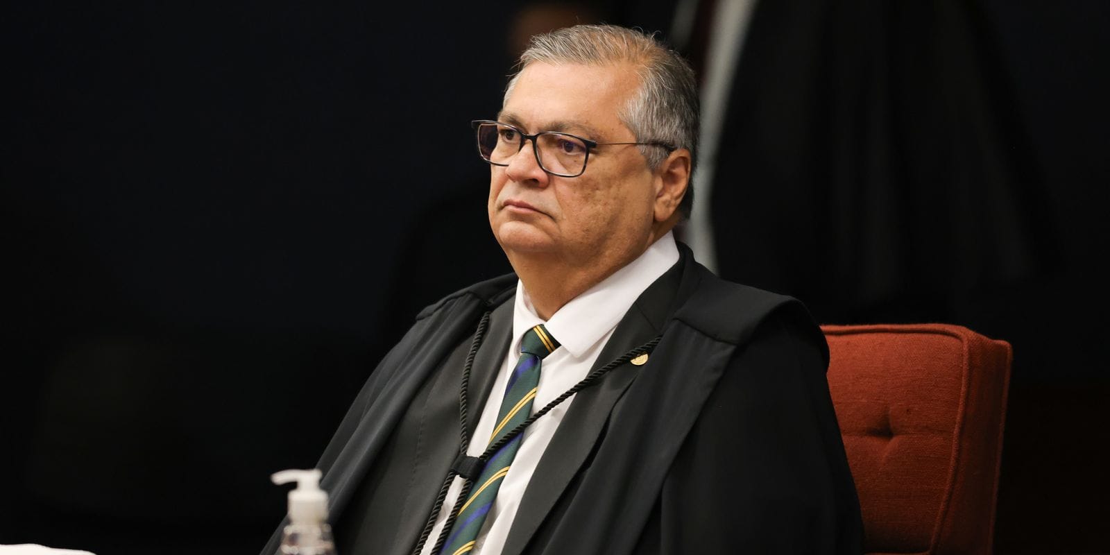 Ministro Flávio Dino Inicia Investigação sobre Emendas Destinadas a Produtora do Filme de Bolsonaro