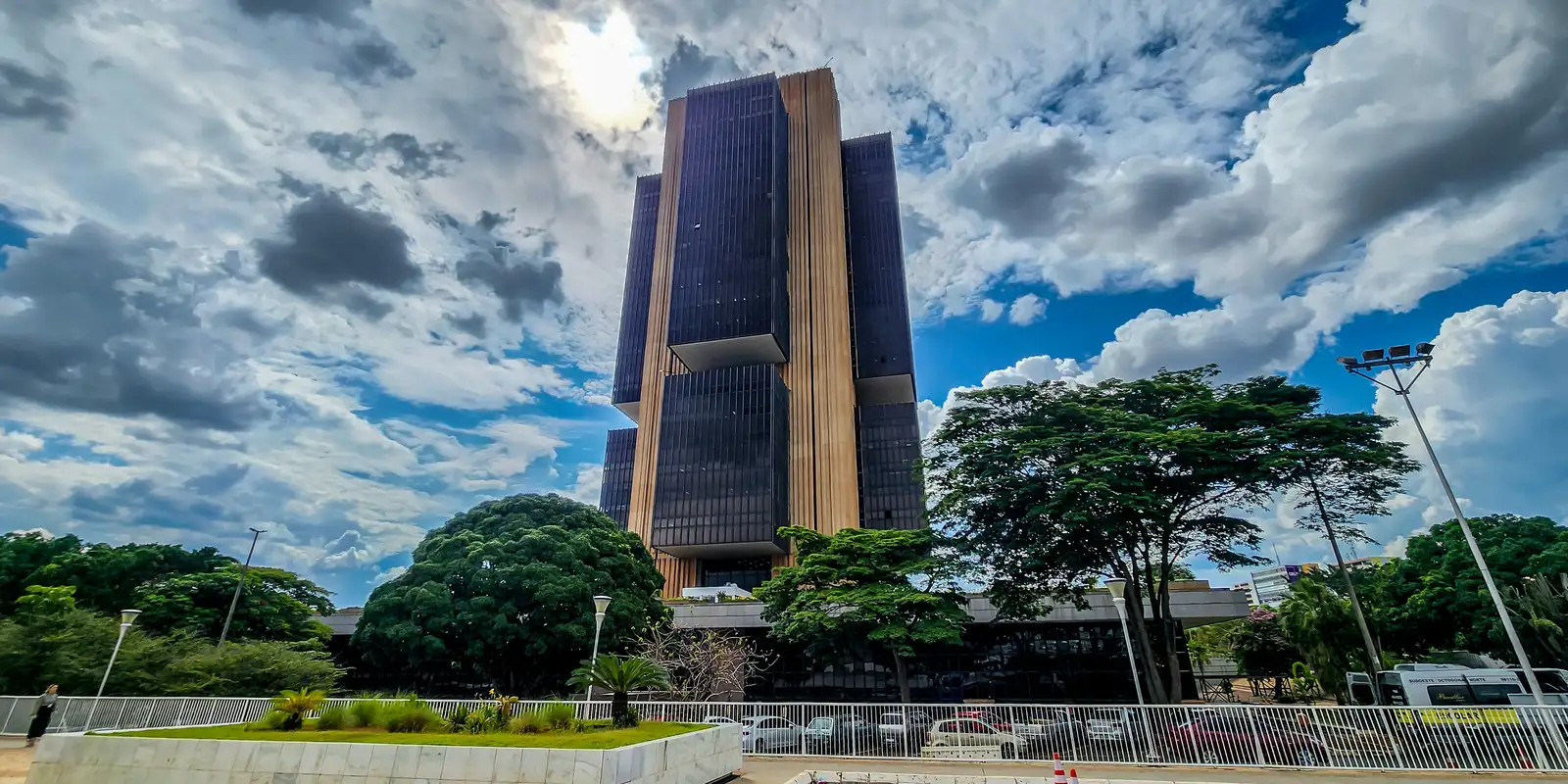 Recuperação de Valores Esquecidos: R$ 5,7 Bilhões Transferidos para o Programa Desenrola Brasil 2.0