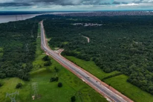 Desocupação de Área Irregular na Avenida Liberdade em Belém