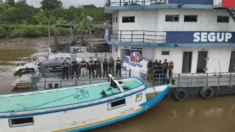 Operação Fluvial resulta na apreensão de 50 caixas de cigarros contrabandeados no Marajó