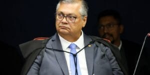Ministro Flávio Dino Estabelece Prazo para Ações contra Incêndios na Amazônia