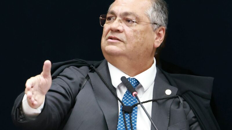 STF Rejeita Pedido de Liberdade de Deolane Bezerra em Caso de Lavagem de Dinheiro