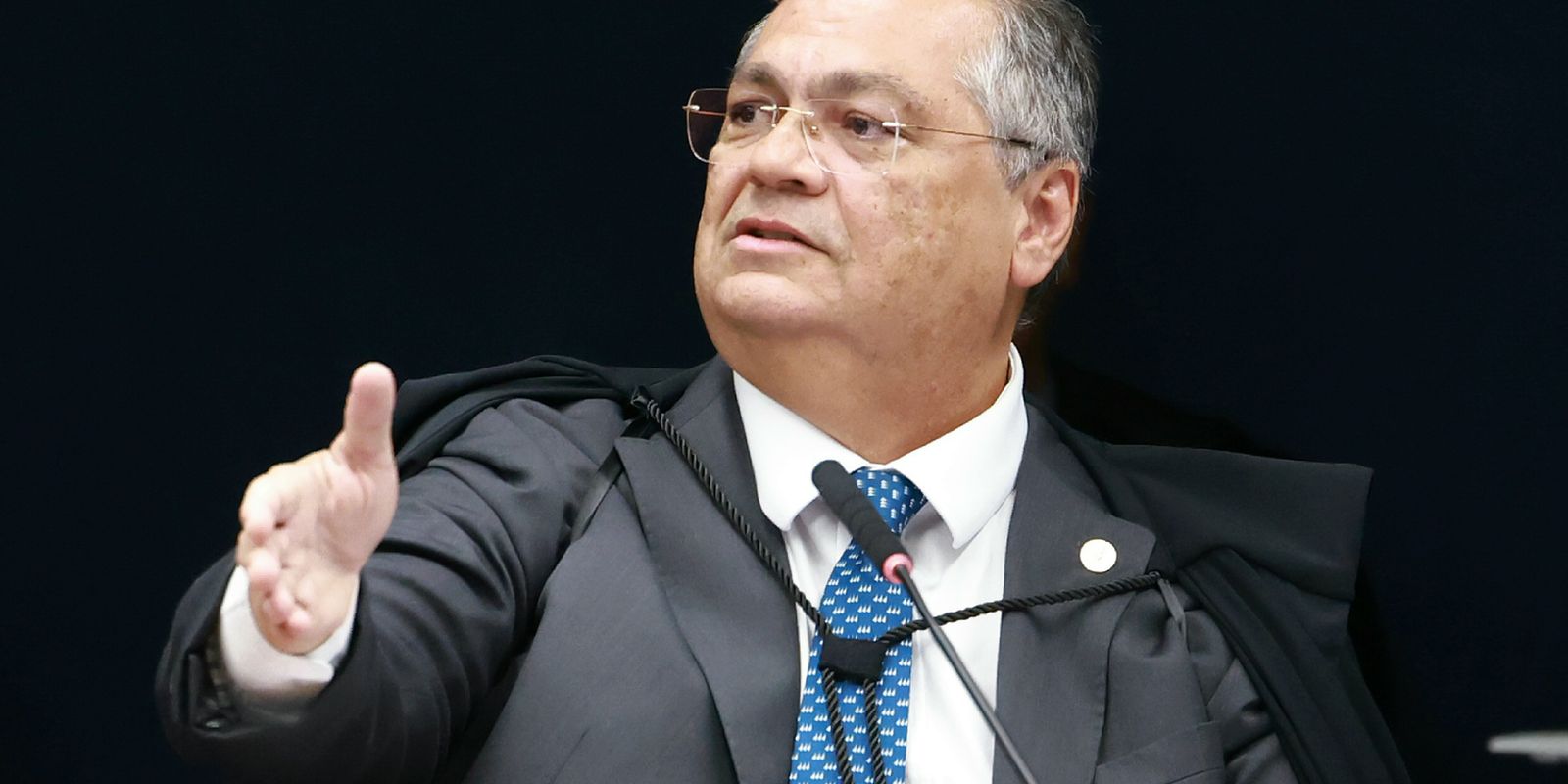 STF Rejeita Pedido de Liberdade de Deolane Bezerra em Caso de Lavagem de Dinheiro