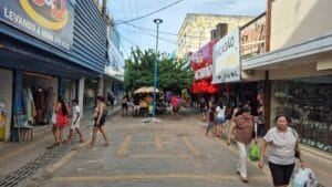 Comércio de Santarém se Prepara para o Dia das Mães com Horário Estendido e Promoções Atraentes
