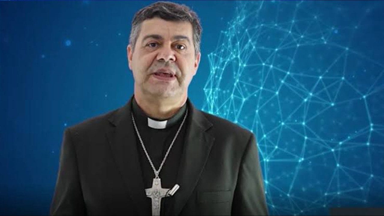 Dom Oriolo: A Importância da Dignidade Humana Frente à Inteligência Artificial