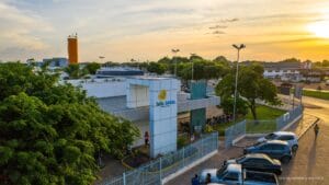 Bebê de 1 ano hospitalizado após ingestão acidental de solvente em Boa Vista
