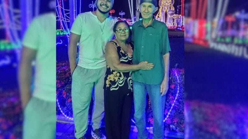 A Jornada Emocionante de um Estudante de Medicina e a Homenagem aos Pais na Cerimônia do Jaleco