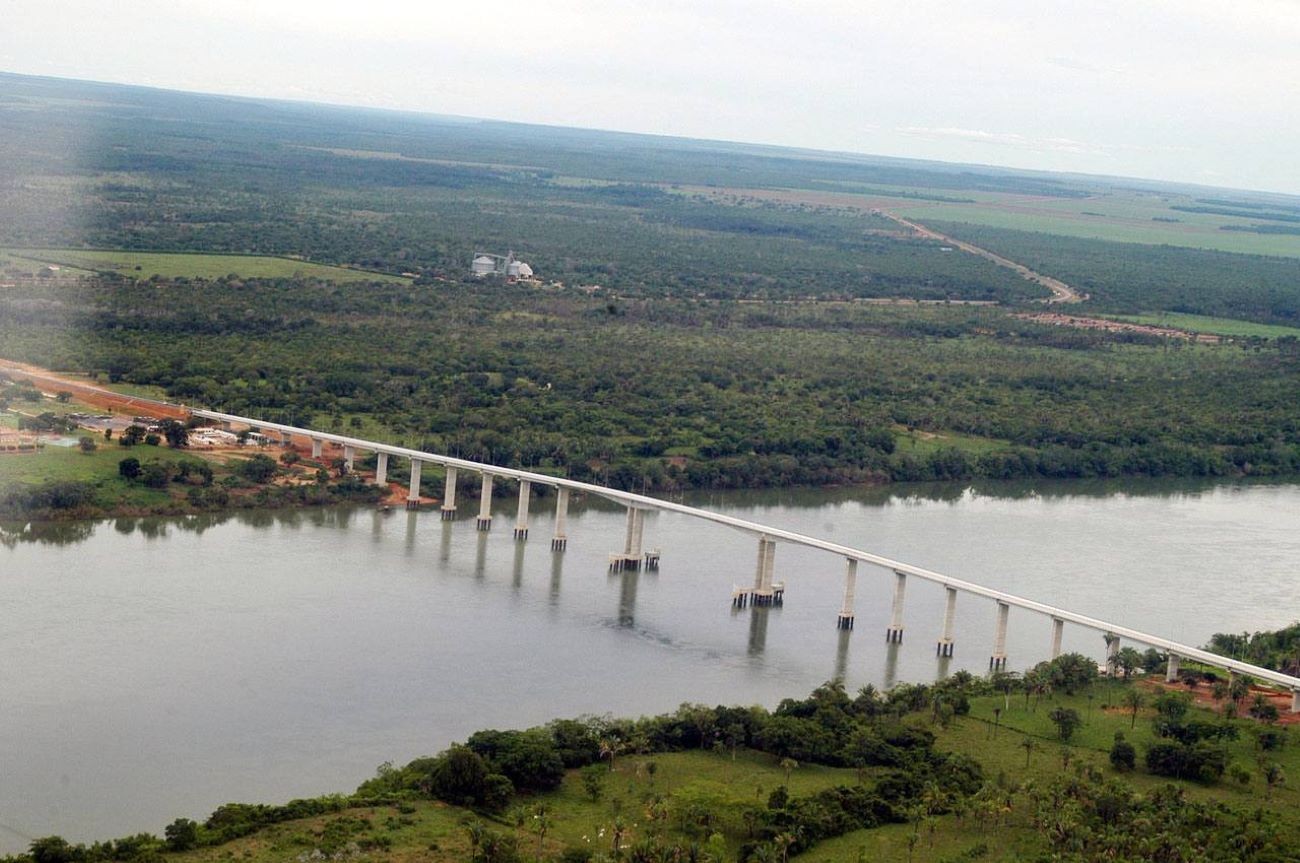Governo do Tocantins Autoriza Travessia de Balsa Após Interdição de Ponte na BR-235