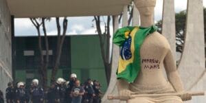 Débora do Batom Solicita Benefícios da Lei da Dosimetria ao STF