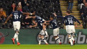 Millwall e Hull City se Enfrentam em Confronto Decisivo no Disney+