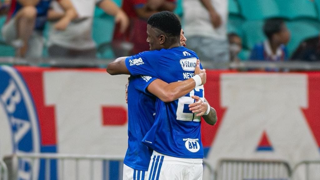 Cruzeiro Conquista Vitória de Virada Sobre o Bahia na Fonte Nova