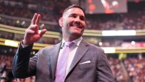 Chris Weidman Retorna ao Octógono em Grande Estilo