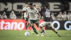 Palmeiras Enfrenta Novamente Gol Anulado, Mas Mantém Liderança no Brasileirão