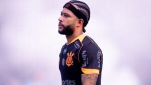 Memphis Depay Realiza Mudanças Significativas em Seu Instagram