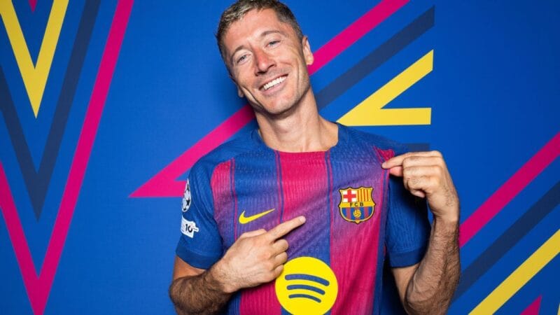 Lewandowski Confirma Saída do Barcelona Após Conquista do Título