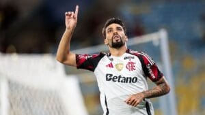 Flamengo Enfrenta Athletico-PR com Desfalques Importantes na 16ª Rodada do Brasileirão
