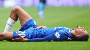 João Pedro se lesiona e desfalca time na final da Copa da Inglaterra