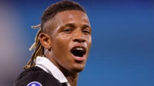 Ausência de Danilo em Jogo Contra o Corinthians: Explicações do Técnico do Botafogo