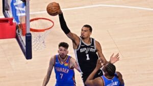 Wembanyama brilha em vitória dos Spurs sobre o Thunder em emocionante prorrogação