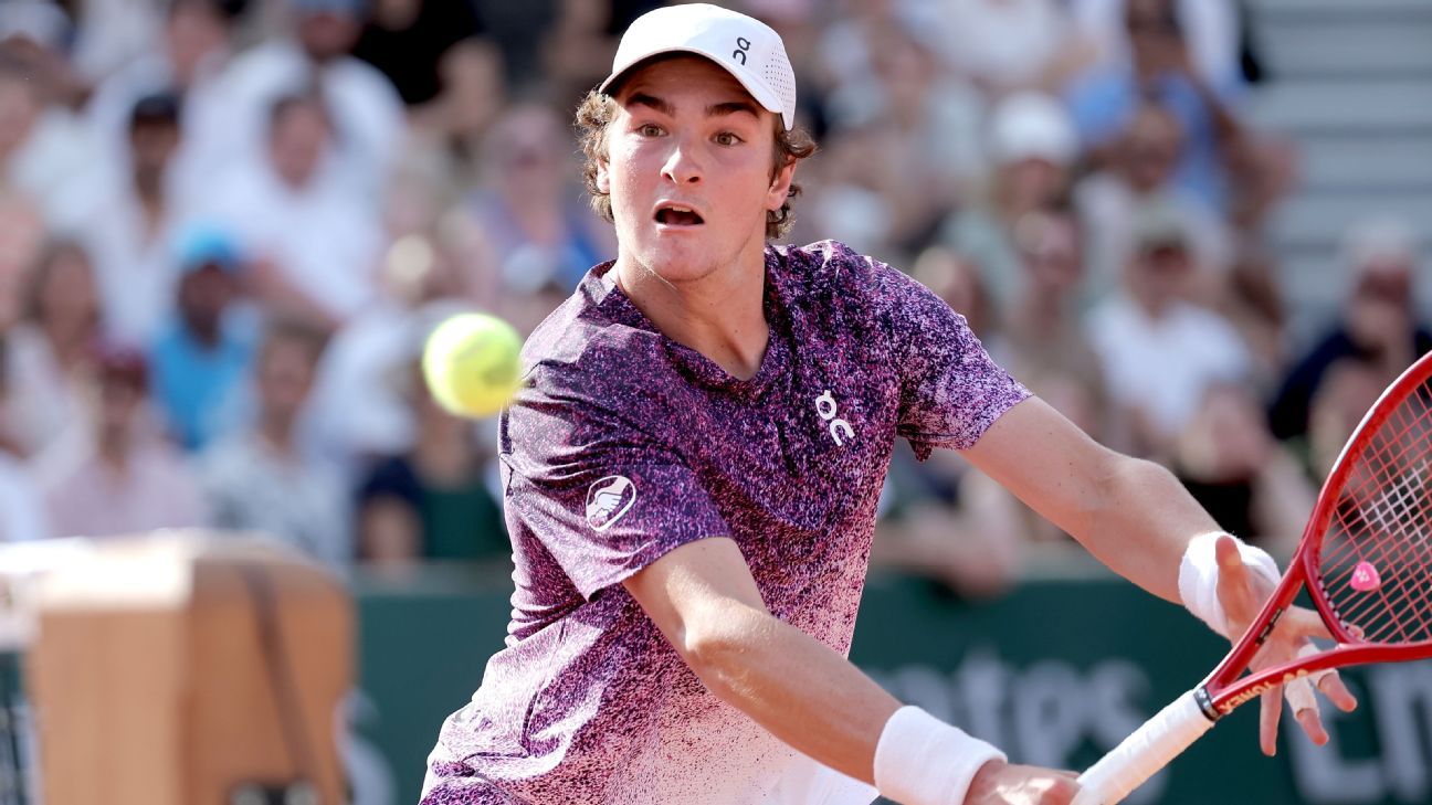 João Fonseca Enfrenta Djokovic na Terceira Rodada de Roland Garros
