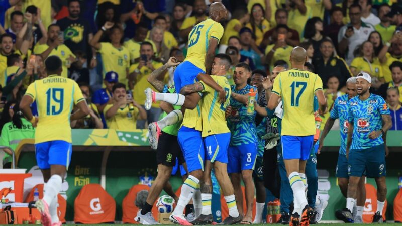 Seleção Brasileira Parte para os Estados Unidos em Grande Estilo