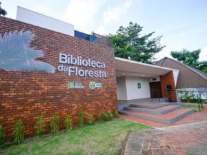 Biblioteca da Floresta Atinge 1.393 Visitas em Menos de Três Meses Após Reabertura