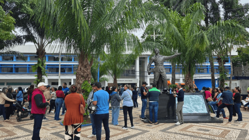 Greve na Educação Municipal de Rio Branco: Profissionais Lutam por Reajuste Salarial