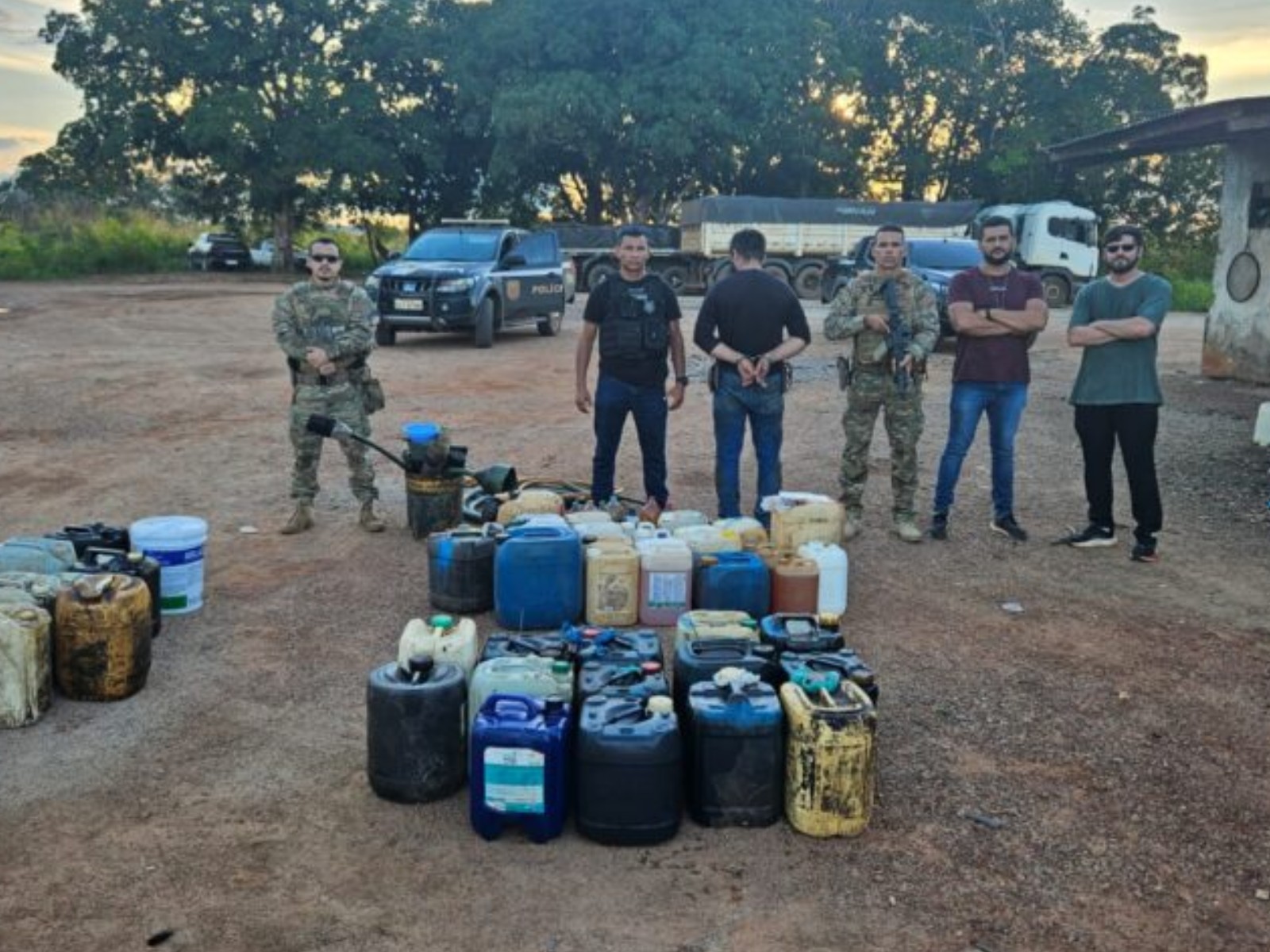 Homem é Detido por Venda Ilegal de Combustível no Acre