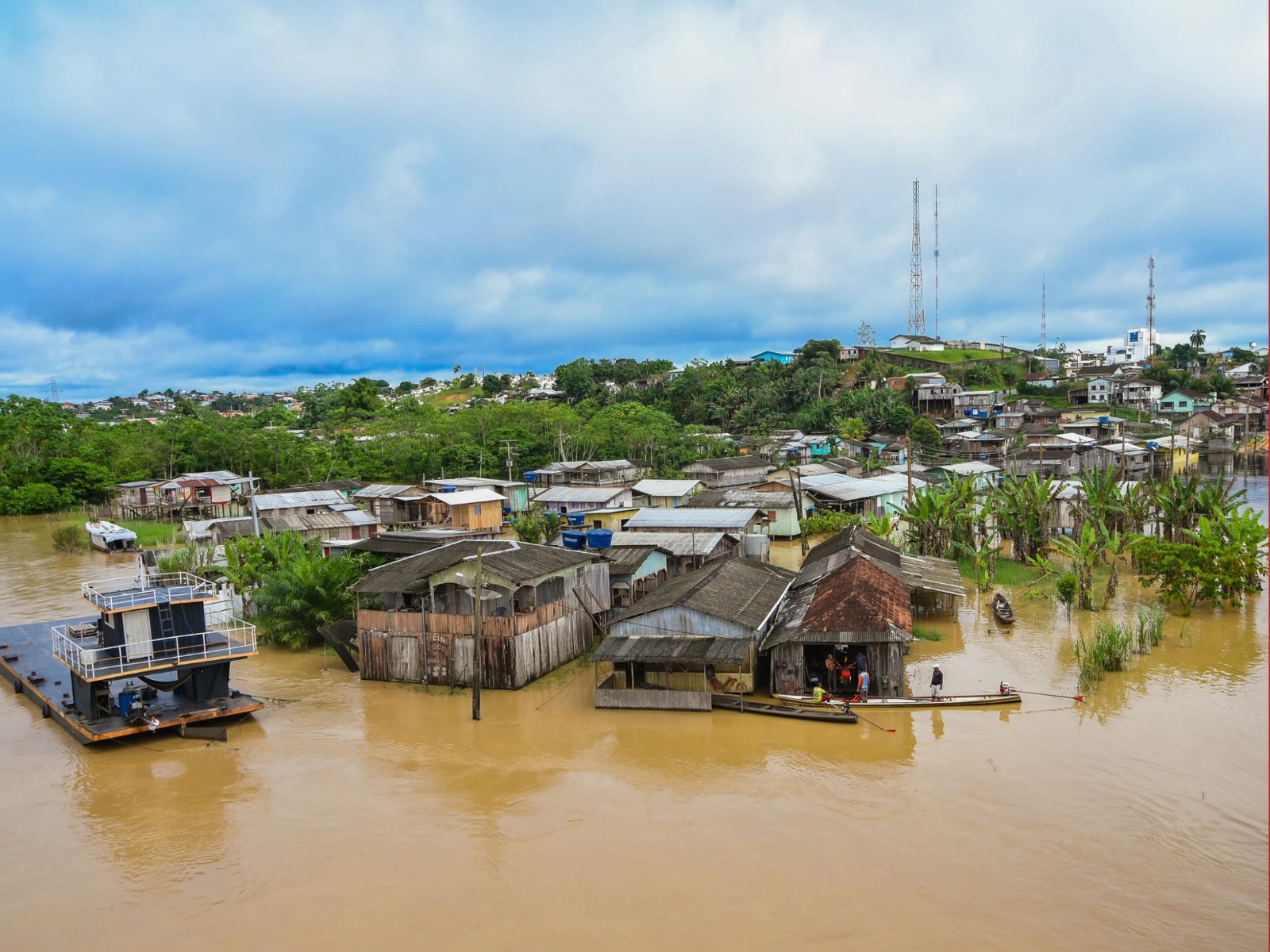 Rio Juruá Registra Novos Níveis Históricos em Cruzeiro do Sul
