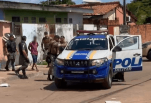 Homem é Detido em Palmas Após Negociação Prolongada por Violência Doméstica