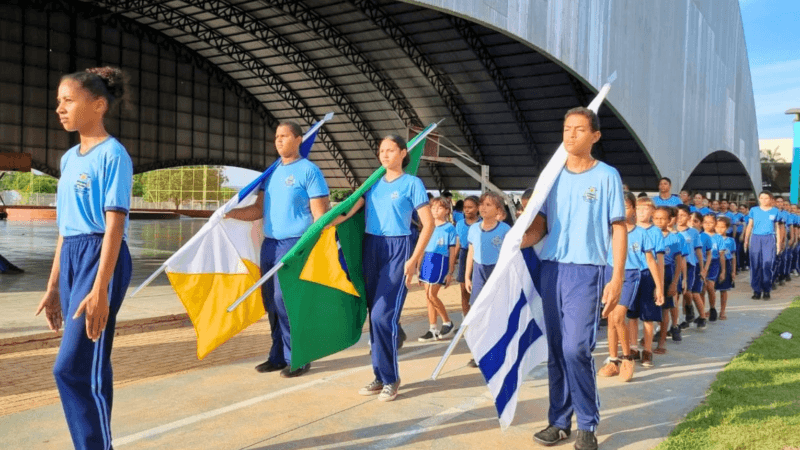 Palmas Comemora 37 Anos com Desfile Cívico e Corte de Bolo