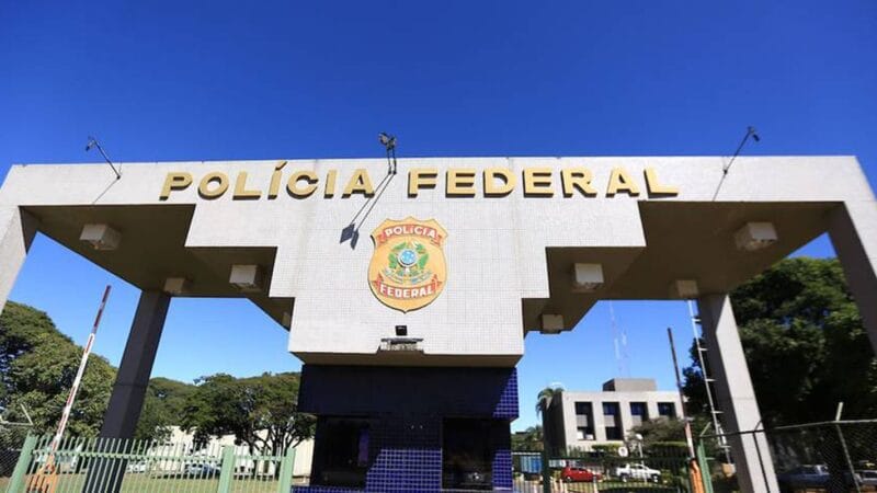 Polícia Federal Investiga Perito Suspeito de Vazar Informações em Caso do Banco Master