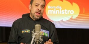 Impacto das Taxas de Juros no Endividamento e a Necessidade de Programas de Apoio, segundo Boulos