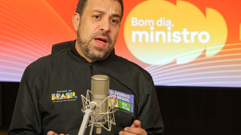 Impacto das Taxas de Juros no Endividamento e a Necessidade de Programas de Apoio, segundo Boulos